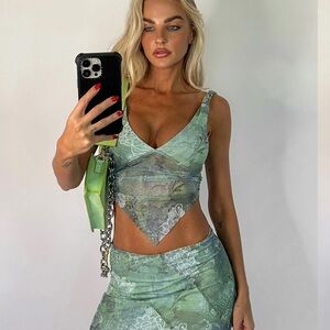 THEO TOP from tiger mist size xs never worn